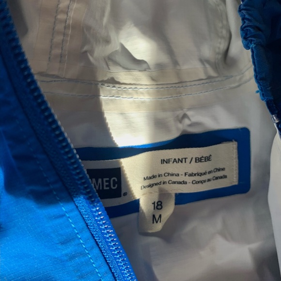 Mec rain jacket - Picture 3 of 3